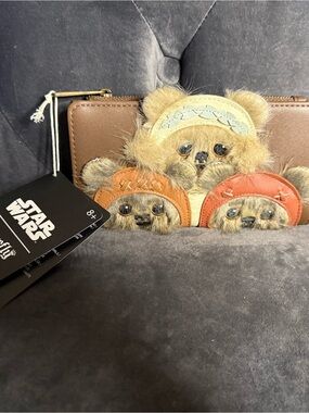 Loungefly Star Wars Brown Faux Leather Zip Wallet with Logo Plaque